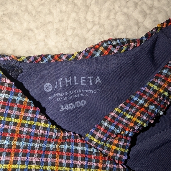 Athleta high neck seeksucker bikini top size D/DD - Picture 3 of 3